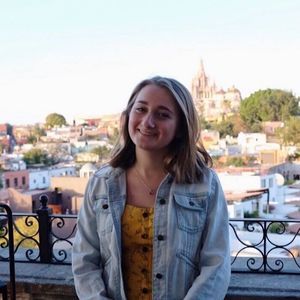 Meet your Posher, Abby